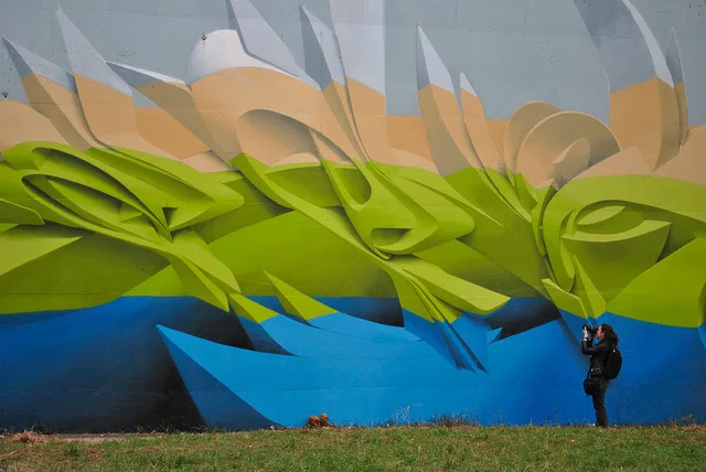Grandes desenhos 3D na arte urbana do italiano Peeta (9)
