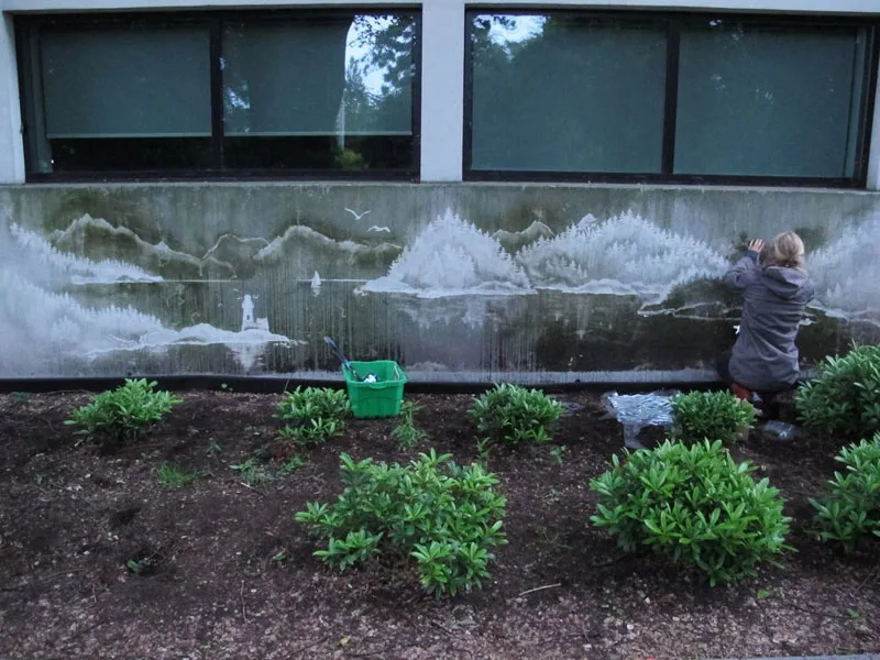 Conheça a street art reversa uma arte em que não se usa tinta se usa sujeira (5)
