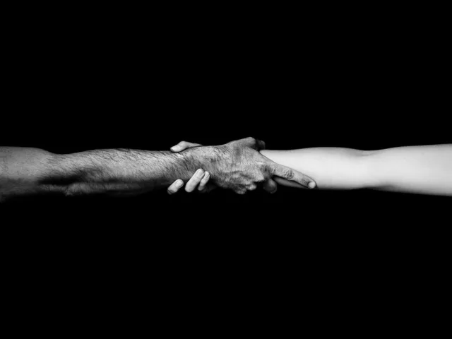 Fotografias Cativantes feitas em preto e branco de Benoit Courti (1)