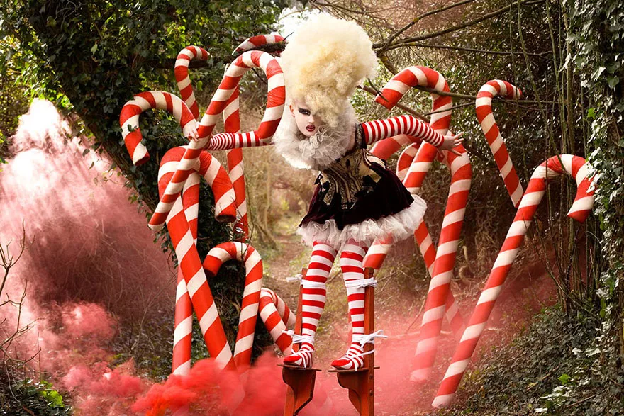 Fotografias surreais de Kirsty Mitchell (12)