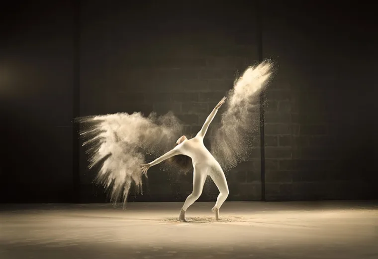Comercial totalmente artístico e criativo (5)