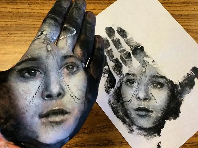 Pinturas diferentes feitas na mão (3)