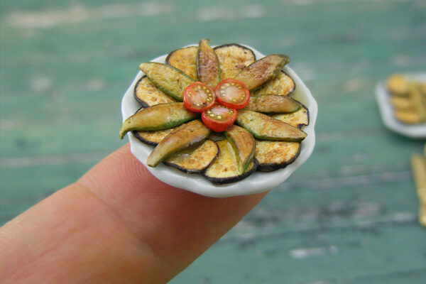 Belas comidas em miniatura de Shay Aaron (6)