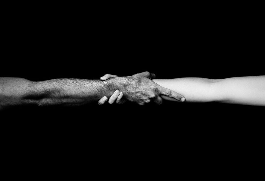 Fotografias Cativantes feitas em preto e branco de Benoit Courti (1)