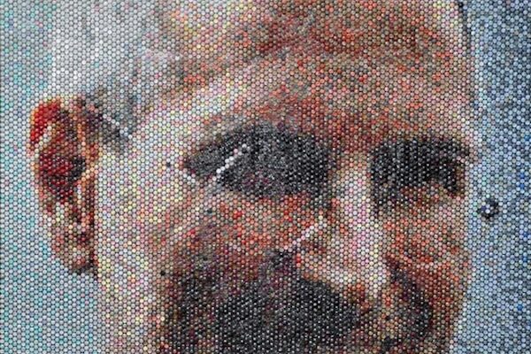 Belos retratos feitos em plástico bolha por Bradley Har (6)