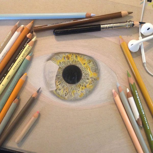 Desenhos realistas de olhos super criativos (4)