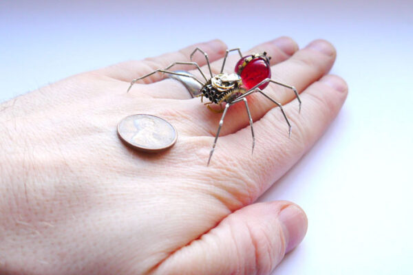 Incríveis insetos feitos com peças de relógios antigos (1)