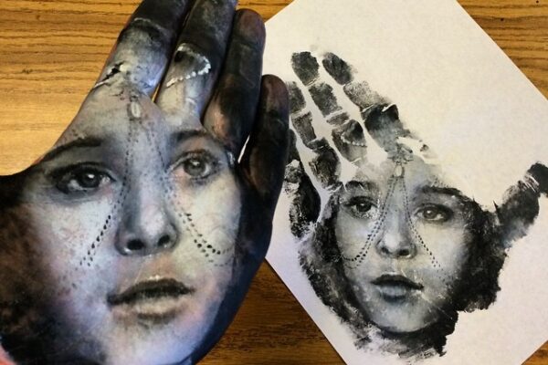 Pinturas diferentes feitas na mão (3)