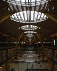 Belos motivos para você tirar fotos simétricas, 30 exemplos para inspiração.