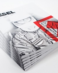 Inspiração de Design Gráfico, vários modelos de capas de revista para sua inspiração.